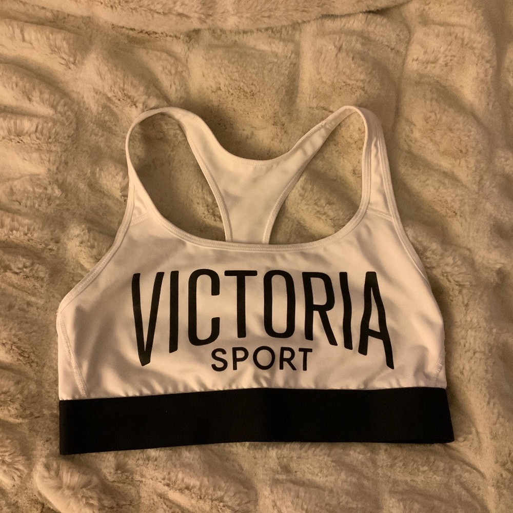 Victoria’s Secret Sports Bra 💖💖 NWOT